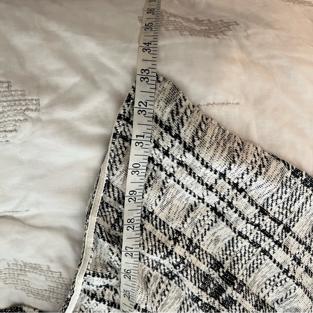 Tiny Sweater Size S - image 2